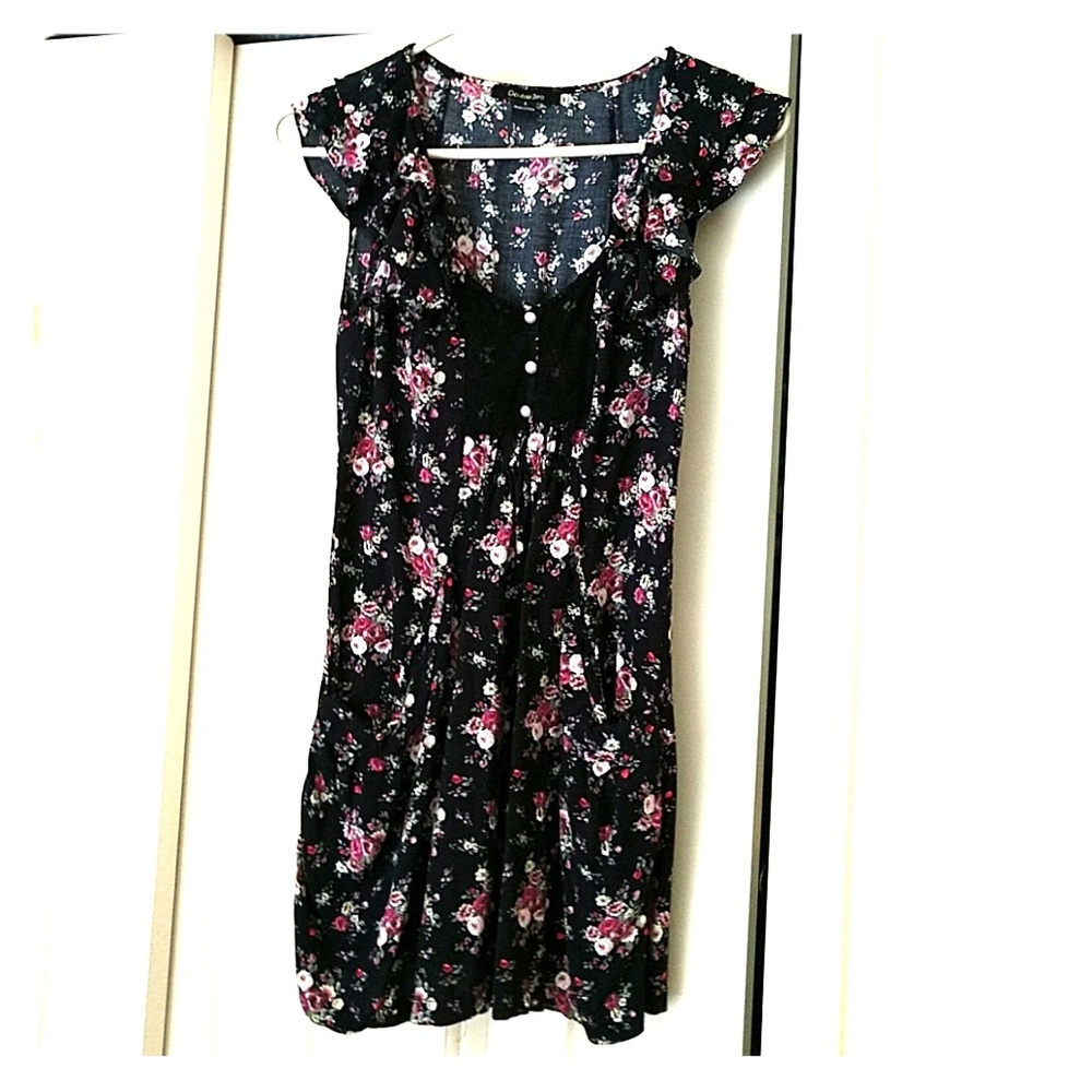 Mini dress